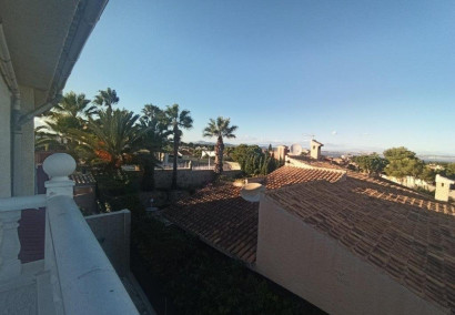 Reventa - Villa - Torrevieja - Los balcones