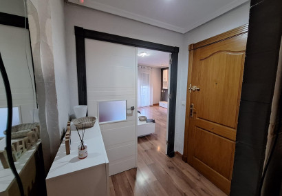 Resale - Apartment / flat - Torrevieja - torrevieja