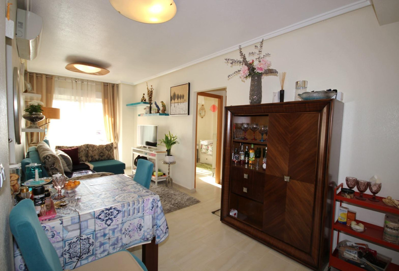 Reventa - Apartamento / piso - Torrevieja - Playa del cura