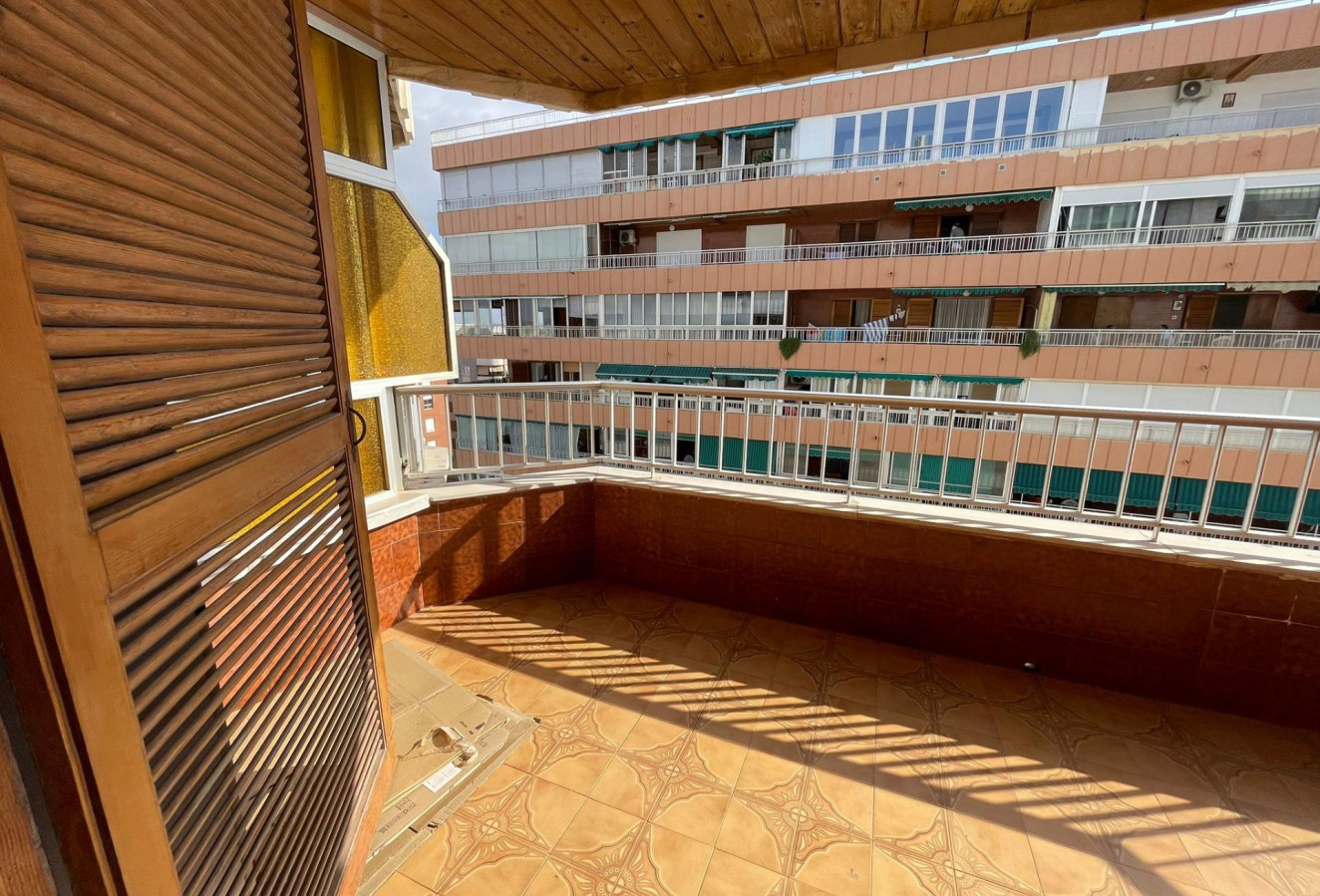 Resale - Apartment / flat - Torrevieja - Los balcones