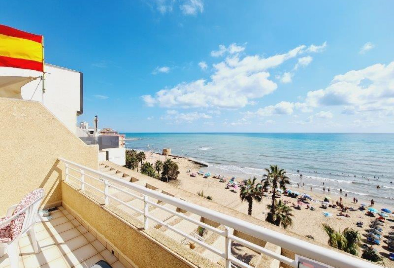 Reventa - Ático - Torrevieja - La Mata pueblo