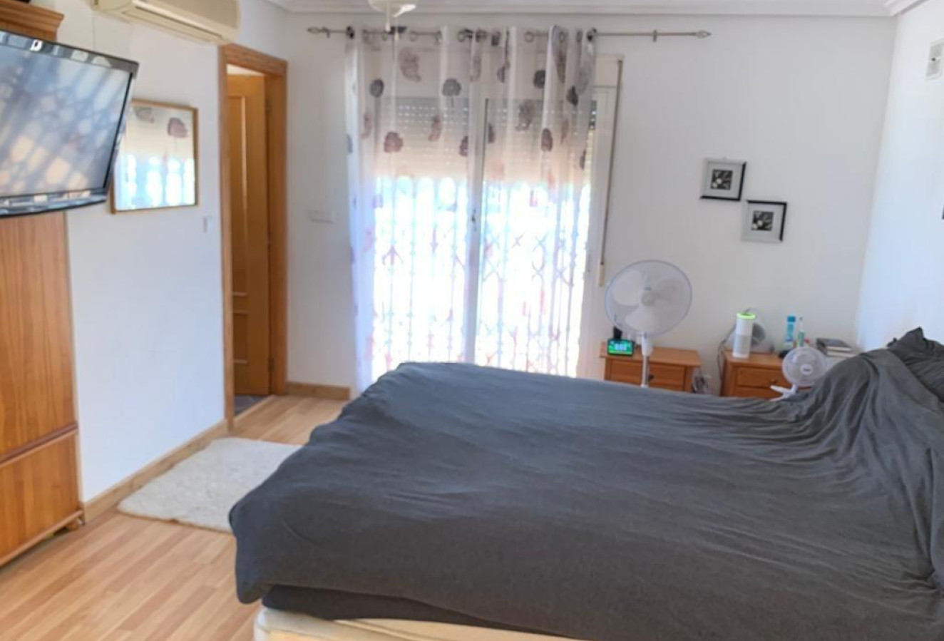 Reventa - Villa - Torrevieja - Los altos