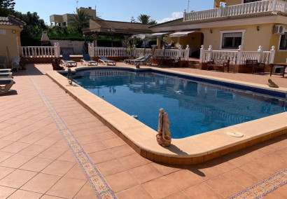 Reventa - Villa - Torrevieja - Los altos