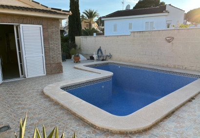 Reventa - Villa - Torrevieja - Eliseos playa