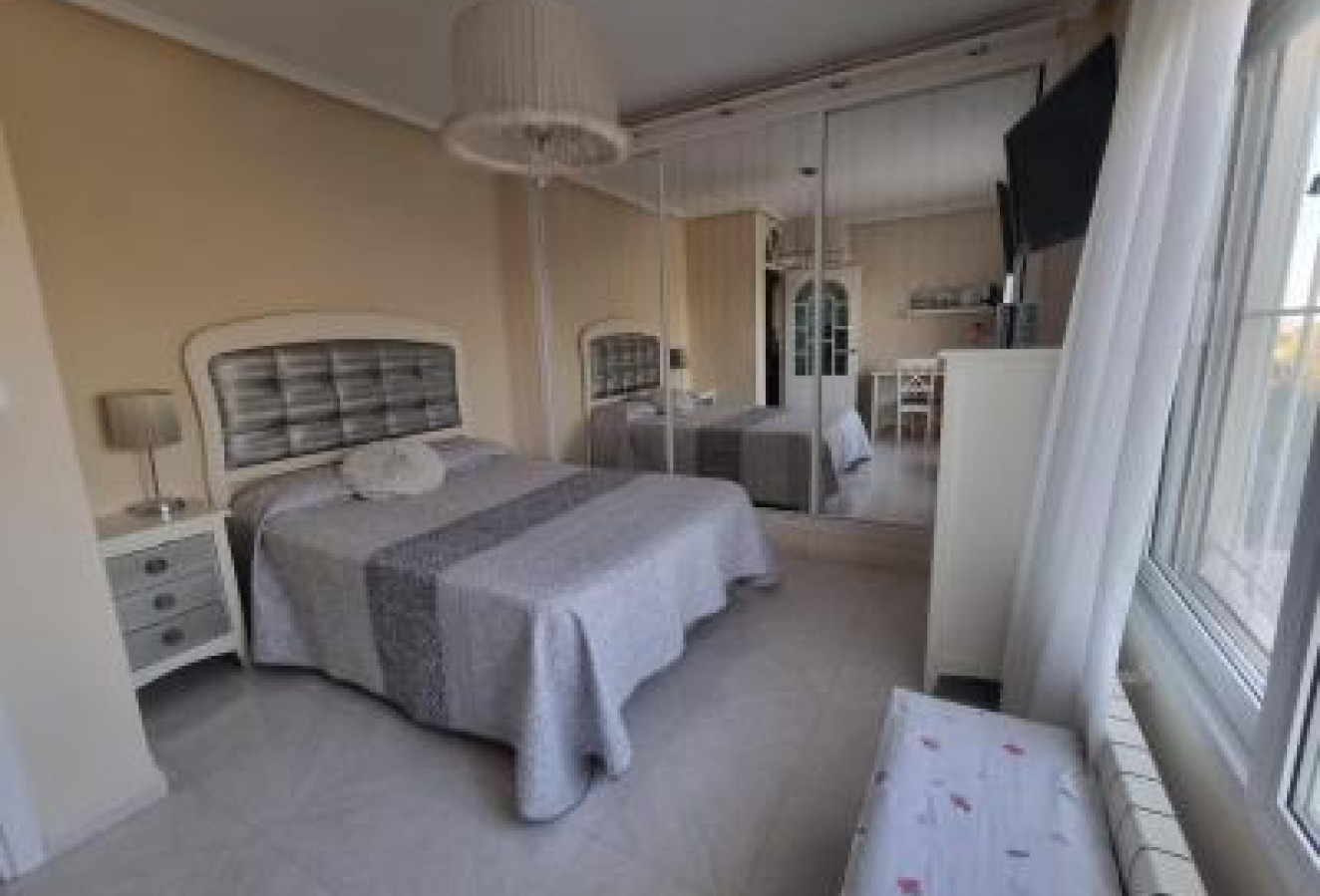 Reventa - Villa - Orihuela Costa - Las Filipinas